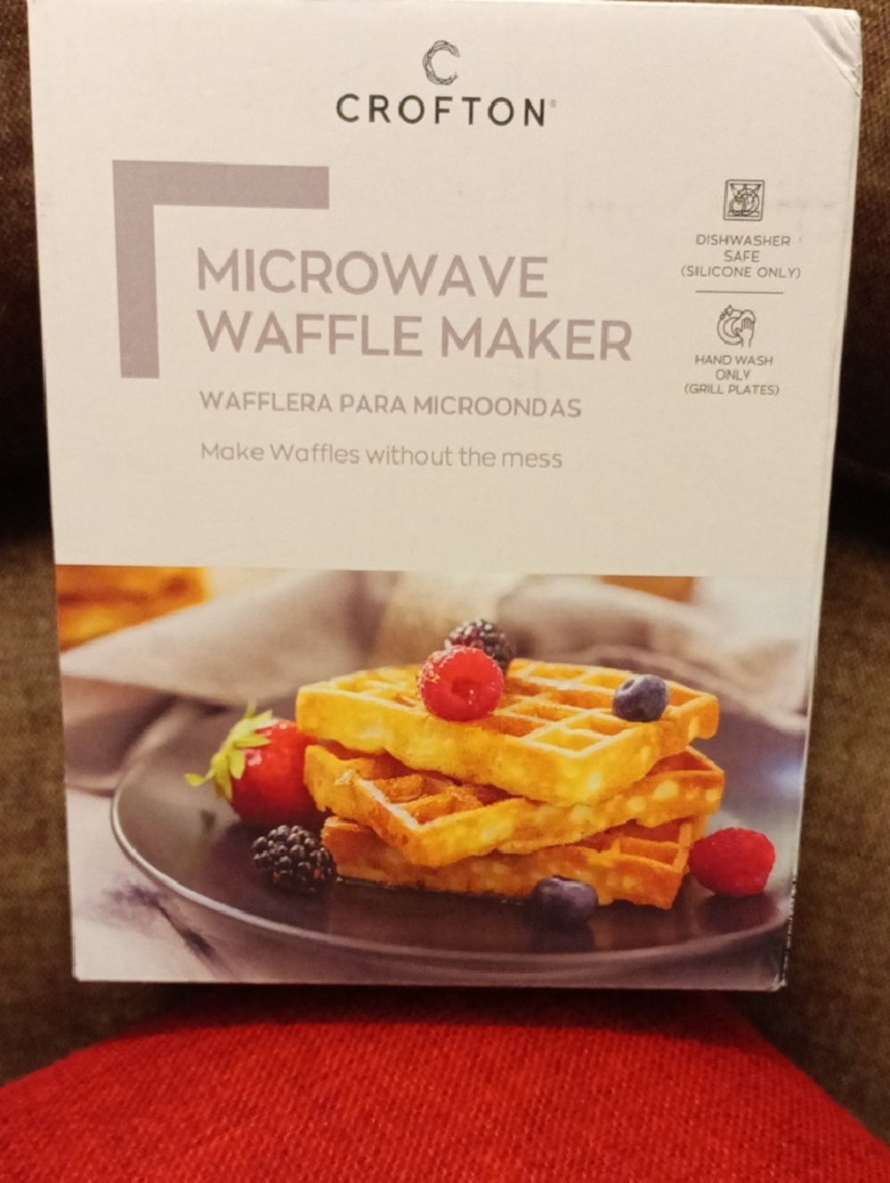 Crofton Microwave Waffle Maker